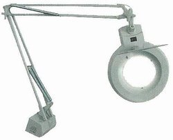 Stolna lampa s povećalom, 3 dioptrije